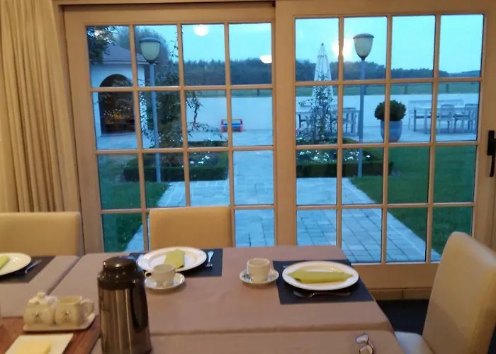 לינה וארוחת בוקר De Polderhoeve