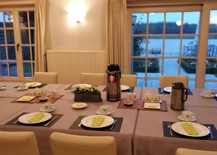 De Polderhoeve לינה וארוחת בוקר בלנקנברג